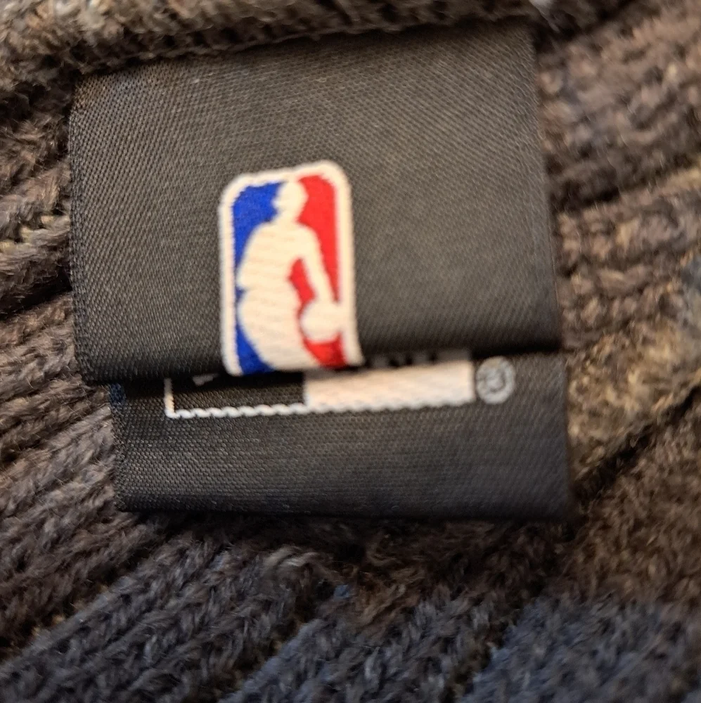 Portland Trailblazers Cable Knit Hat    Size OS